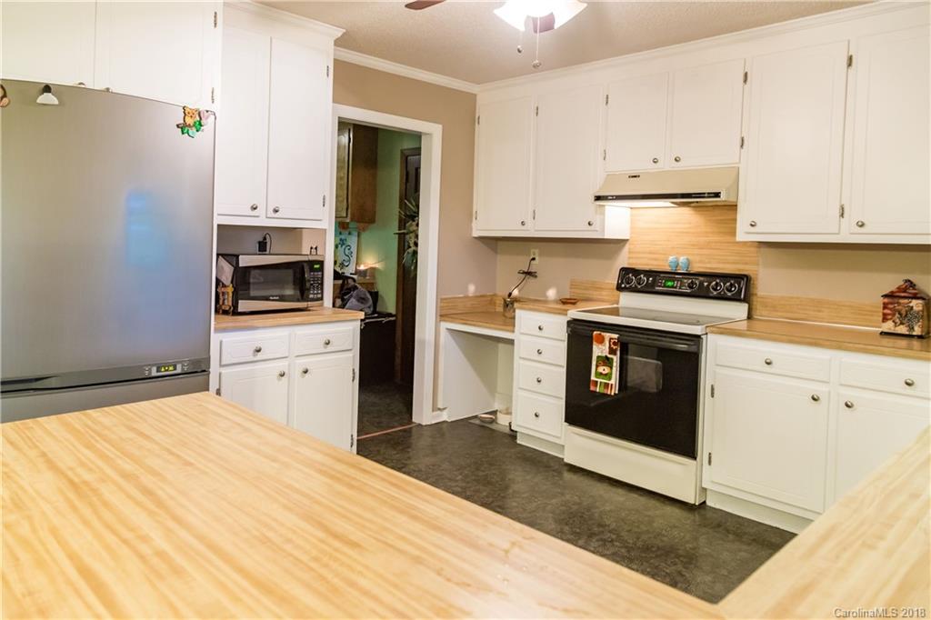 12375 Banks Road Mount Pleasant, NC 28124 - Photo 6 of 24
