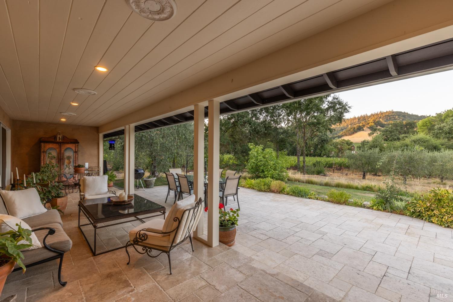601 Rossi Road St. Helena, CA 94574 - Photo 4 of 48