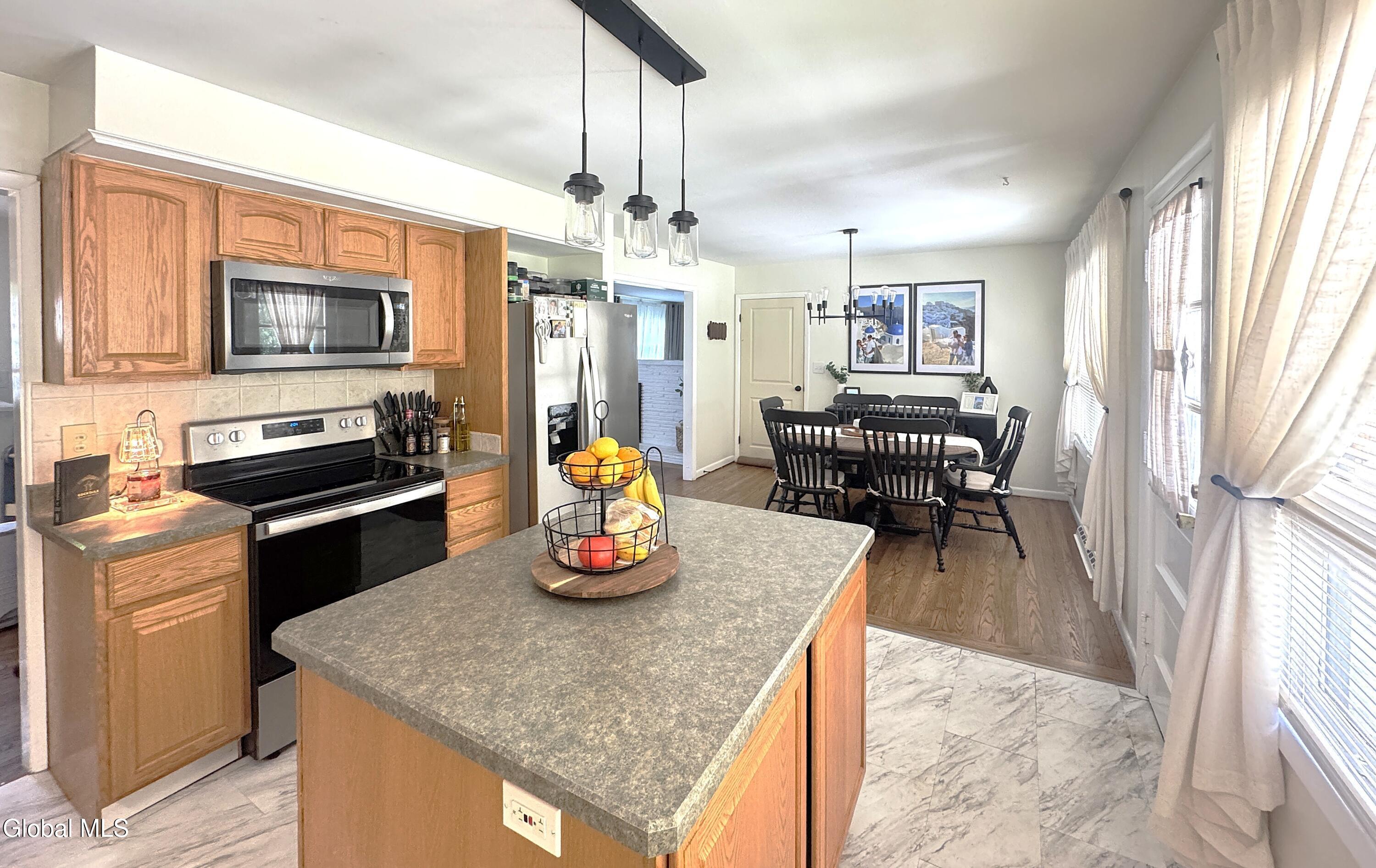14 Rosemere Road Ballston, NY 12019 - Photo 6 of 21 Kitchen3