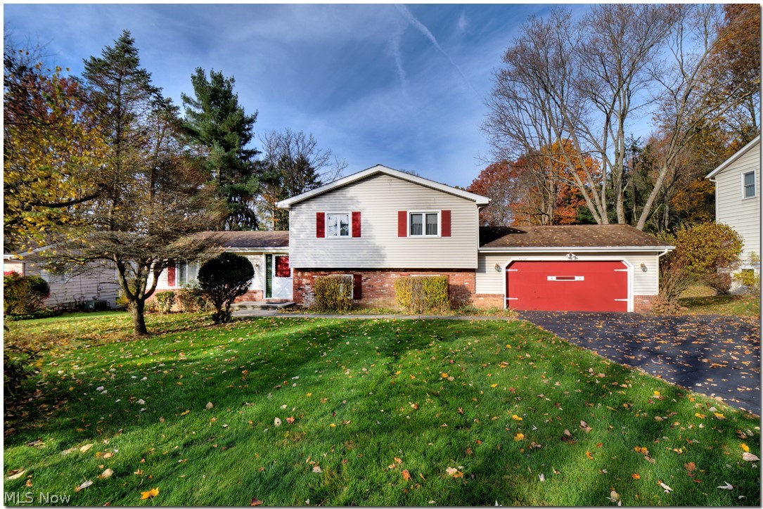 7212 Kingsview Road Northfield, OH 44067 - Photo 1 of 33 Gallery Image 1