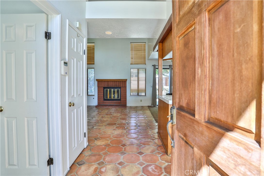 2003 Springcreek Circle Upland, CA 91784 - Photo 6 of 64