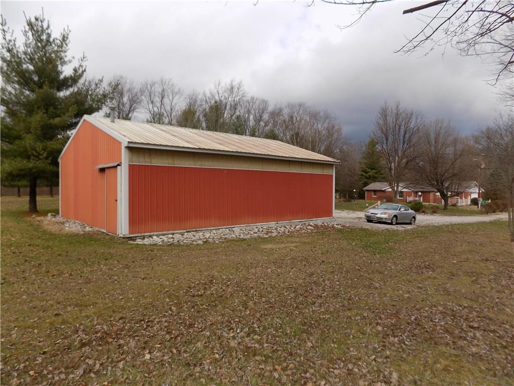 184 South Cataract Road Spencer, IN 47460 - Photo 12 of 32 Gallery Image 12