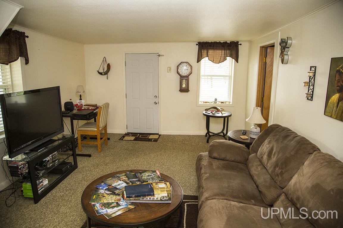 W4664 Main Street Vulcan, MI 49892 - Photo 7 of 12