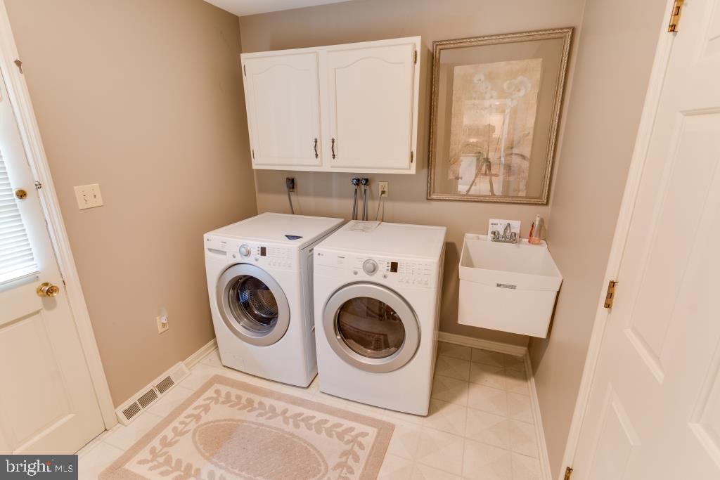 2585 Spring Valley Road Lancaster, PA 17601 - Photo 23 of 46 Gallery Image 23