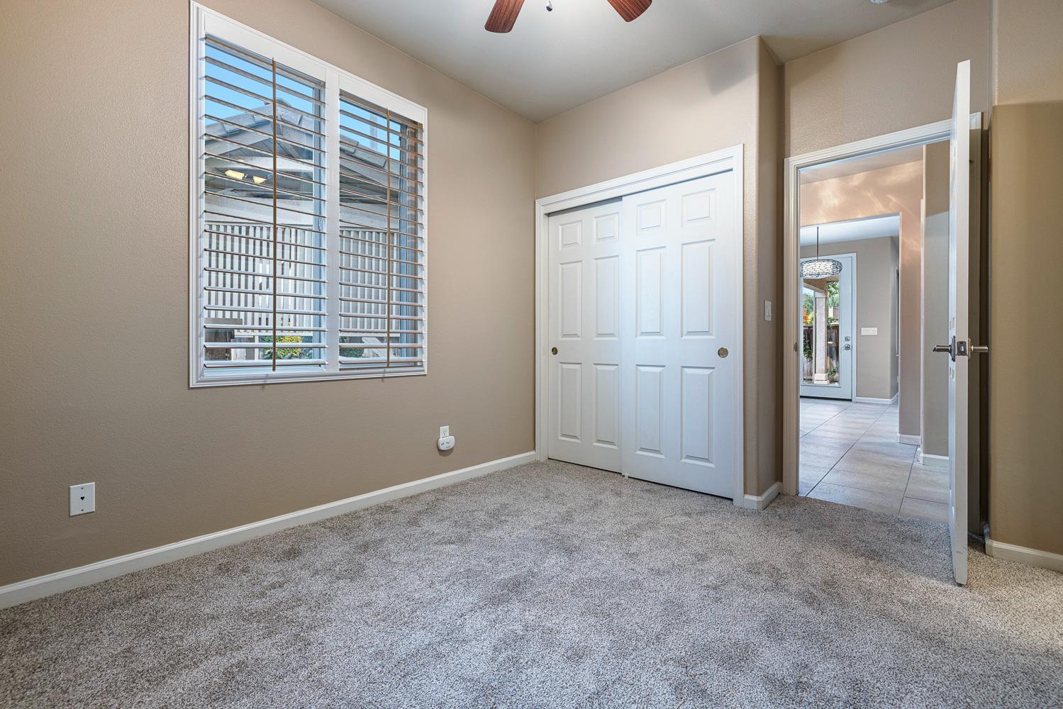 4674 North Arrow Ridge Way Clovis, CA 93619 - Photo 32 of 77