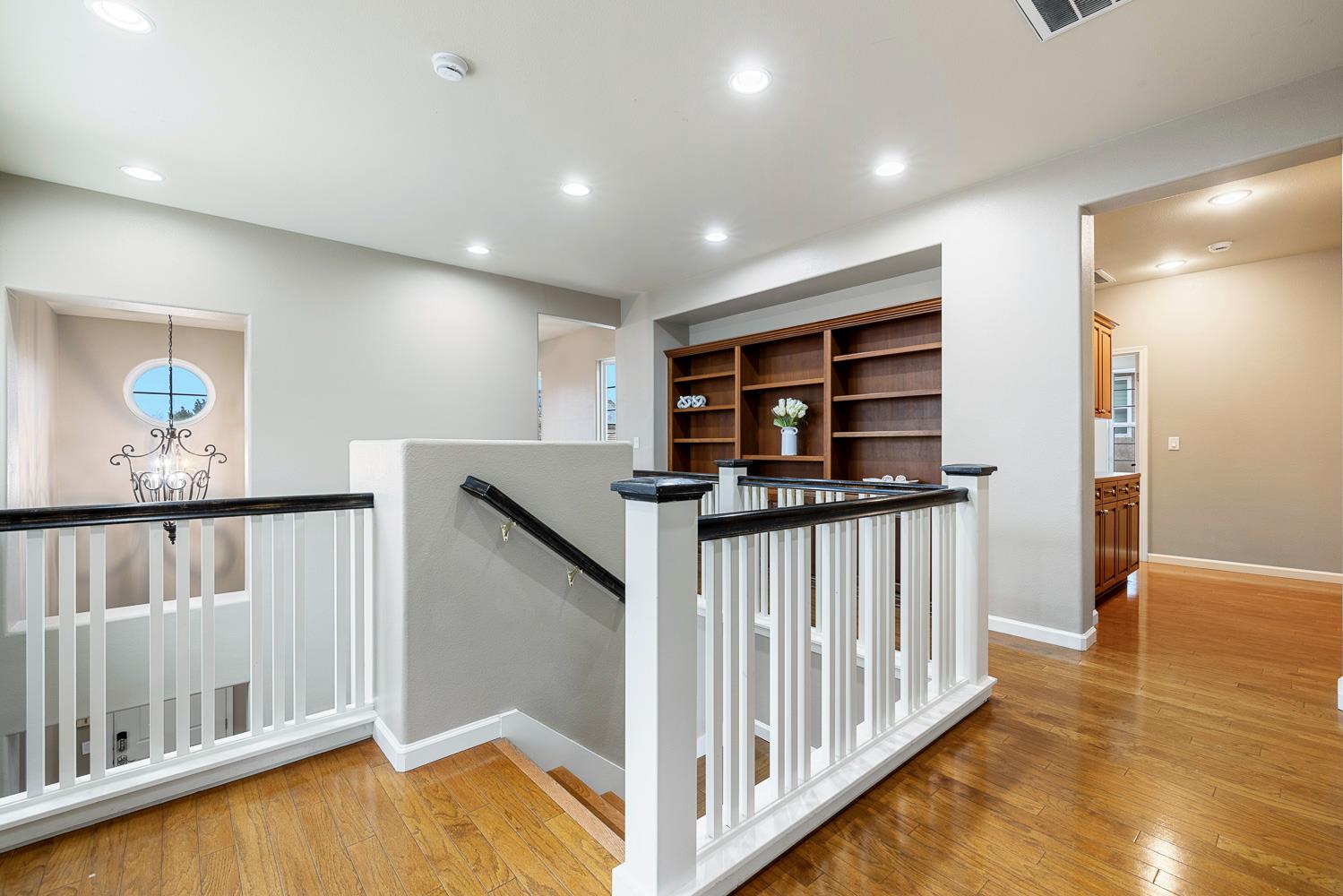 4674 North Arrow Ridge Way Clovis, CA 93619 - Photo 36 of 77