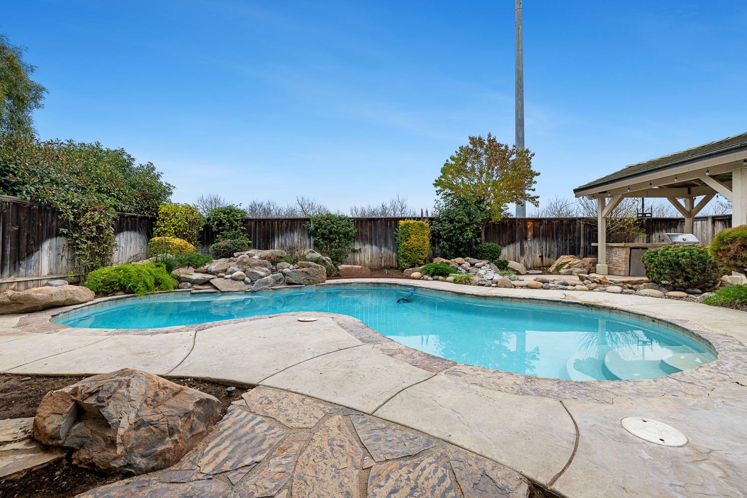 4674 North Arrow Ridge Way Clovis, CA 93619 - Photo 61 of 77