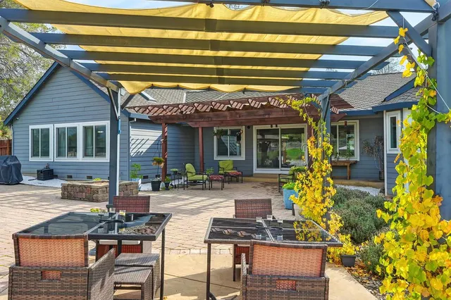 $739,000 | 1993 American River Trail, Cool, CA 95614