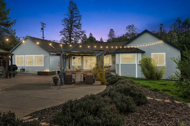 $739,000 | 1993 American River Trail, Cool, CA 95614