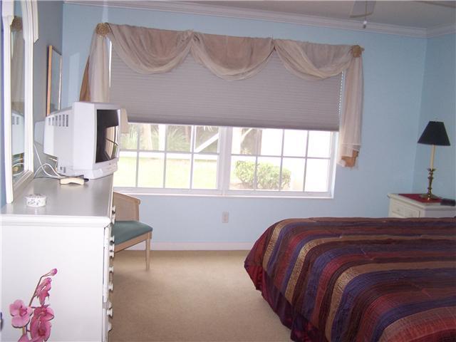 733 Southwest Balmoral Trace Stuart, FL 34997 - Photo 19 of 20 Gallery Image 19