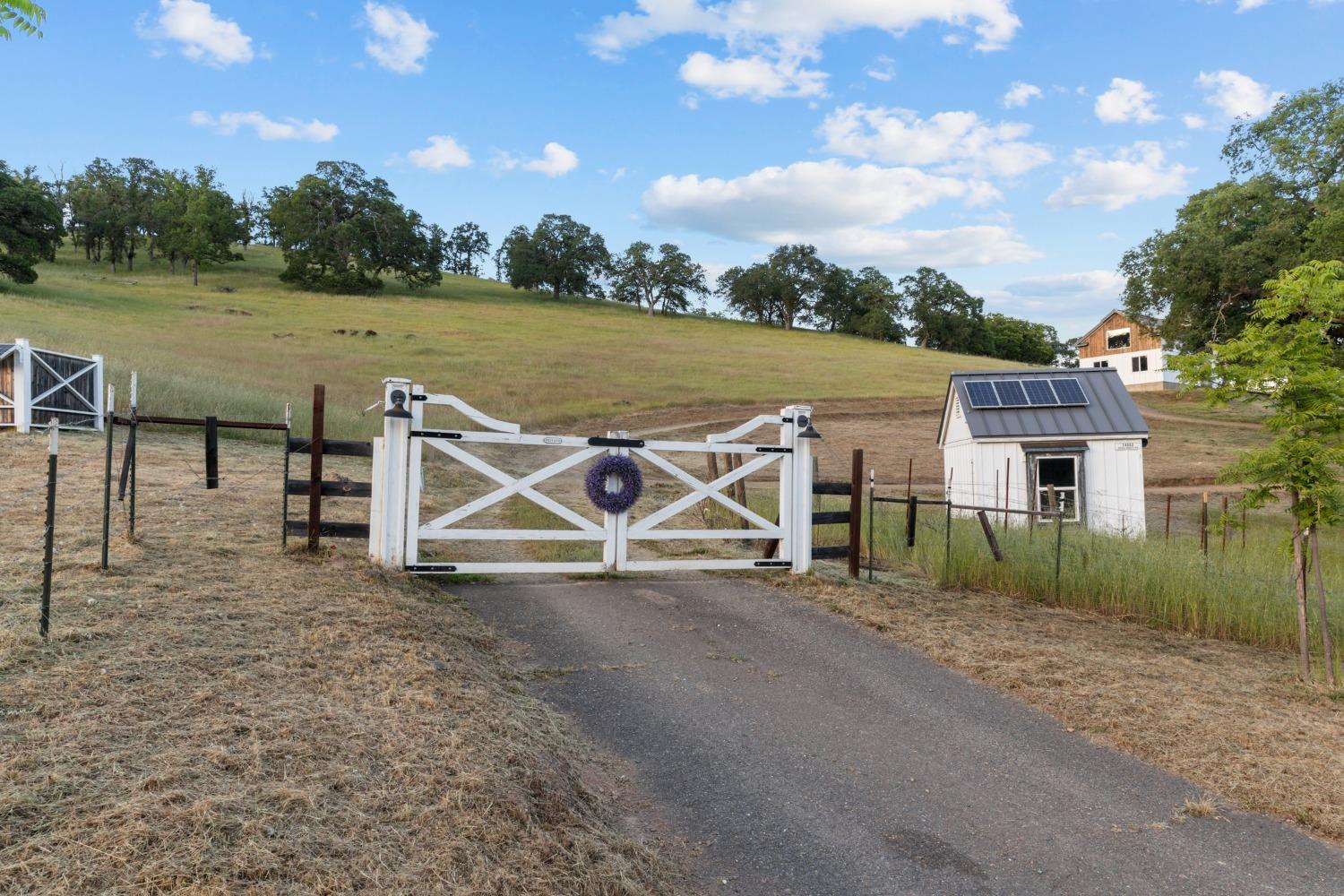 14883 Vaira Ranch Road Drytown, CA 95699 - Photo 45 of 60 Gated