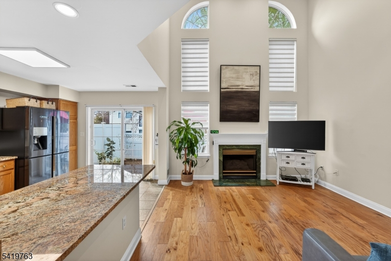 307 Hannah Way Bridgewater, NJ 08807 - Photo 11 of 46