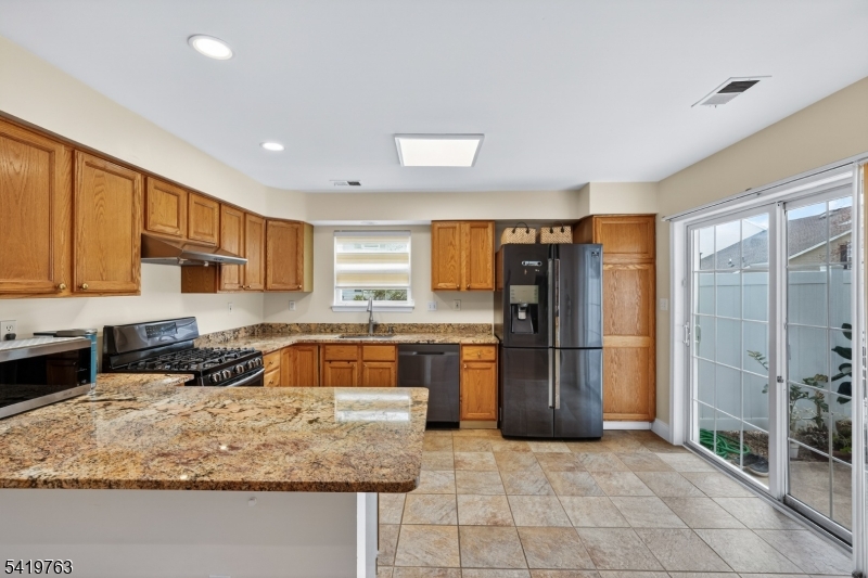 307 Hannah Way Bridgewater, NJ 08807 - Photo 14 of 46