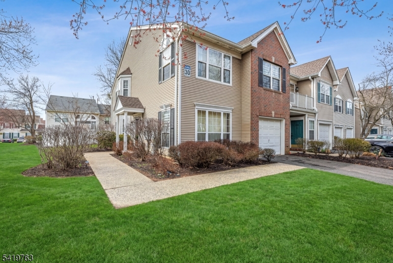 307 Hannah Way Bridgewater, NJ 08807 - Photo 2 of 46