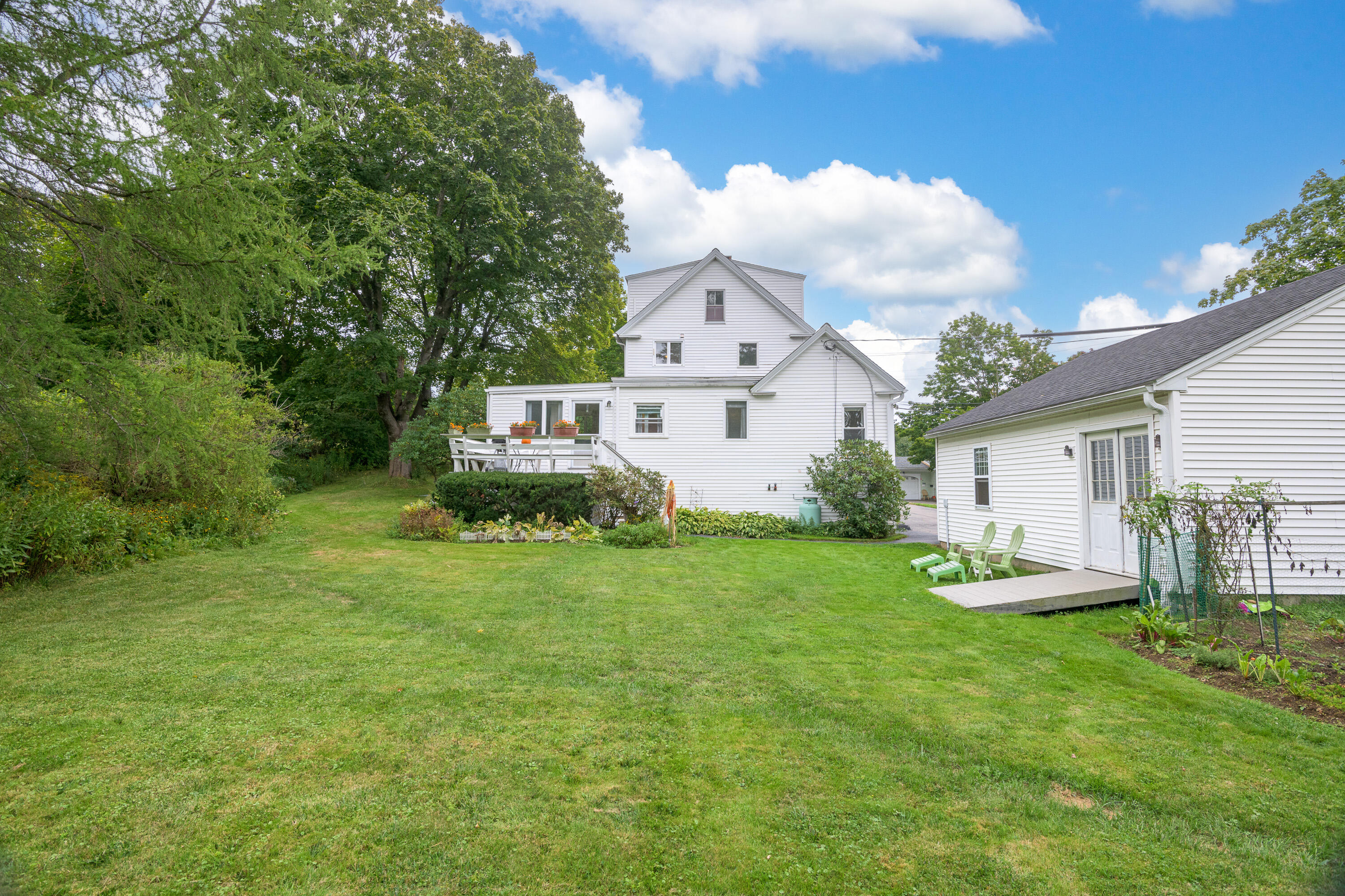 41 Lindsay Road York, ME 03909 - Photo 6 of 45 Exterior Rear