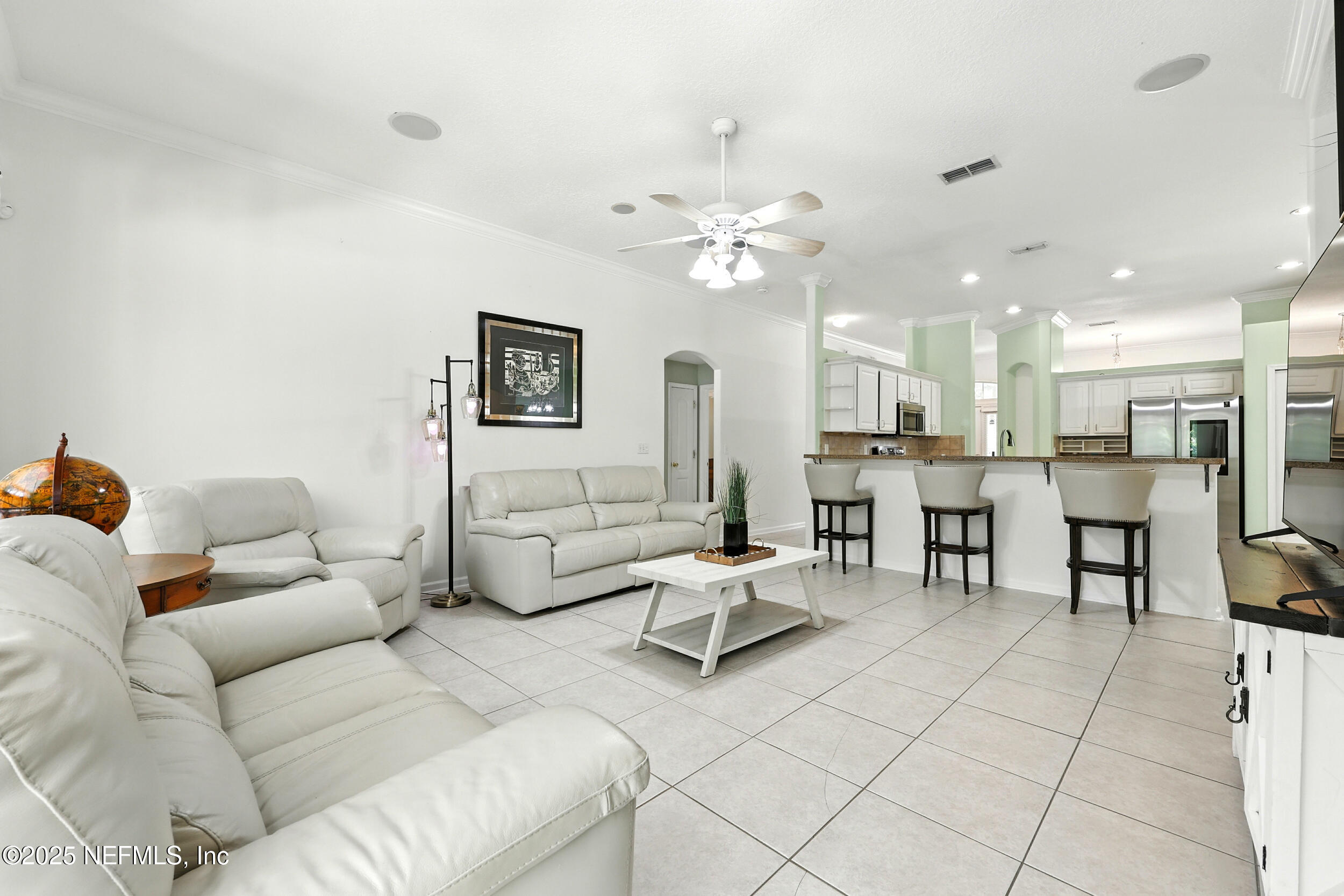 8613 Crooked Tree Drive Jacksonville, FL 32256 - Photo 16 of 35 FAMILY TO KITCHEN