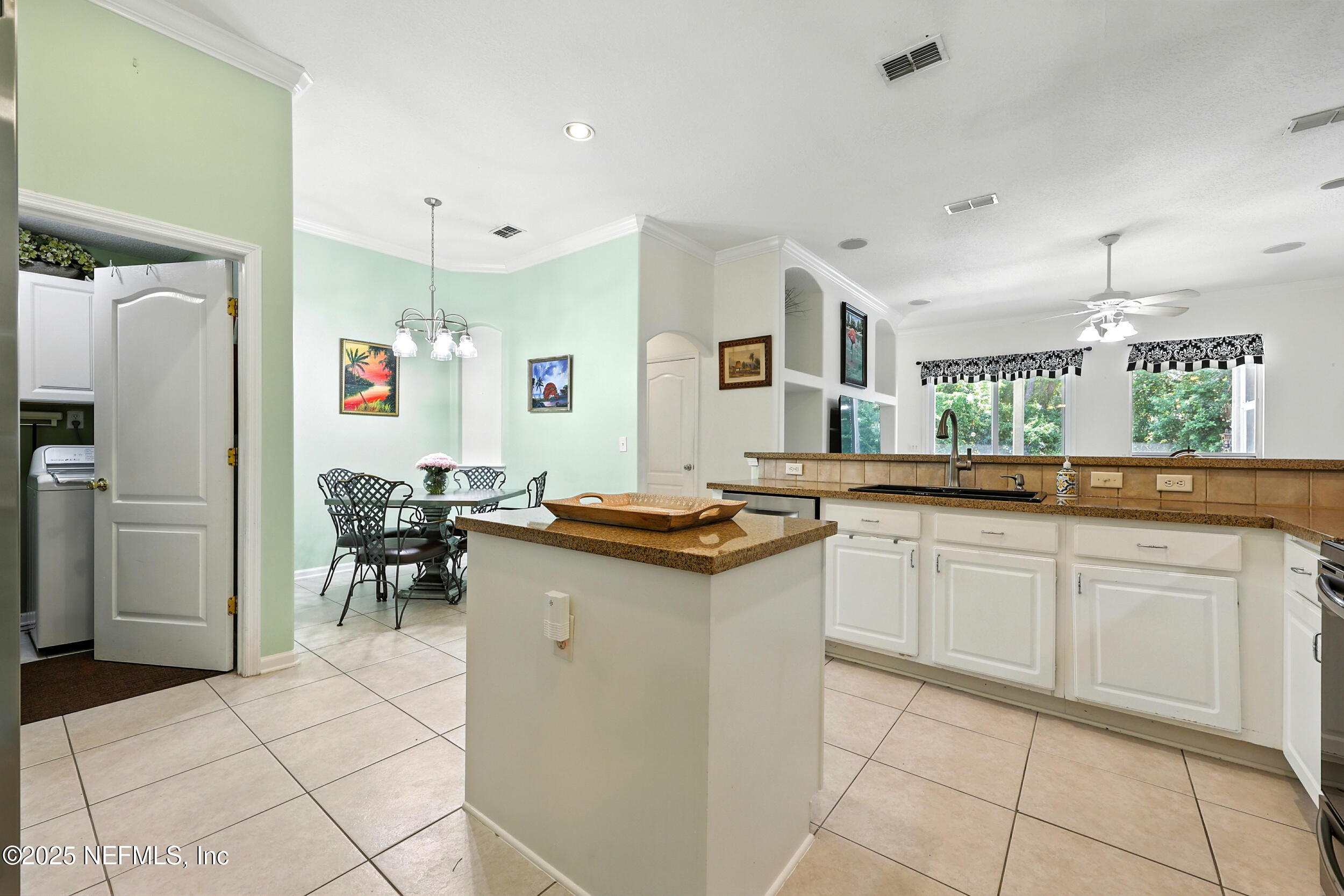 8613 Crooked Tree Drive Jacksonville, FL 32256 - Photo 7 of 35 KITCHEN