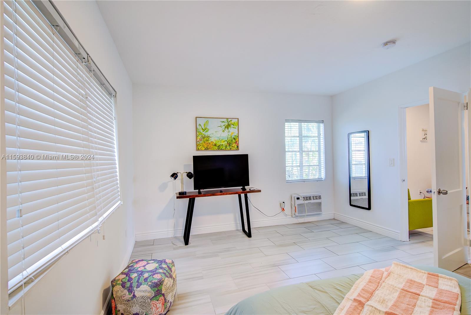 855 Southwest 7th Street Miami, FL 33130 - Photo 21 of 59