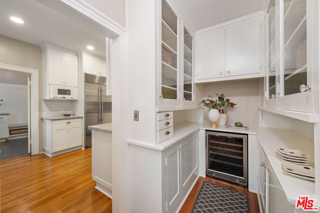 224 Lorraine Boulevard Los Angeles, CA 90004 - Photo 12 of 32