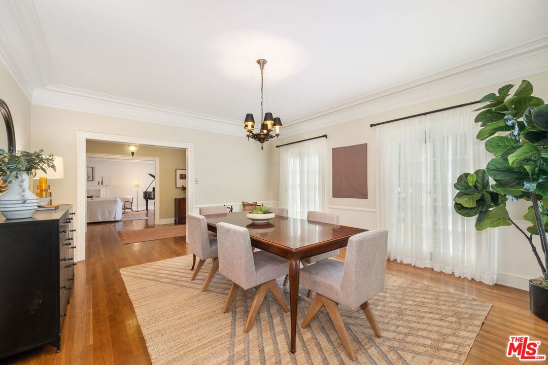 224 Lorraine Boulevard Los Angeles, CA 90004 - Photo 13 of 32