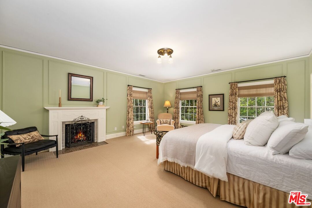 224 Lorraine Boulevard Los Angeles, CA 90004 - Photo 15 of 32