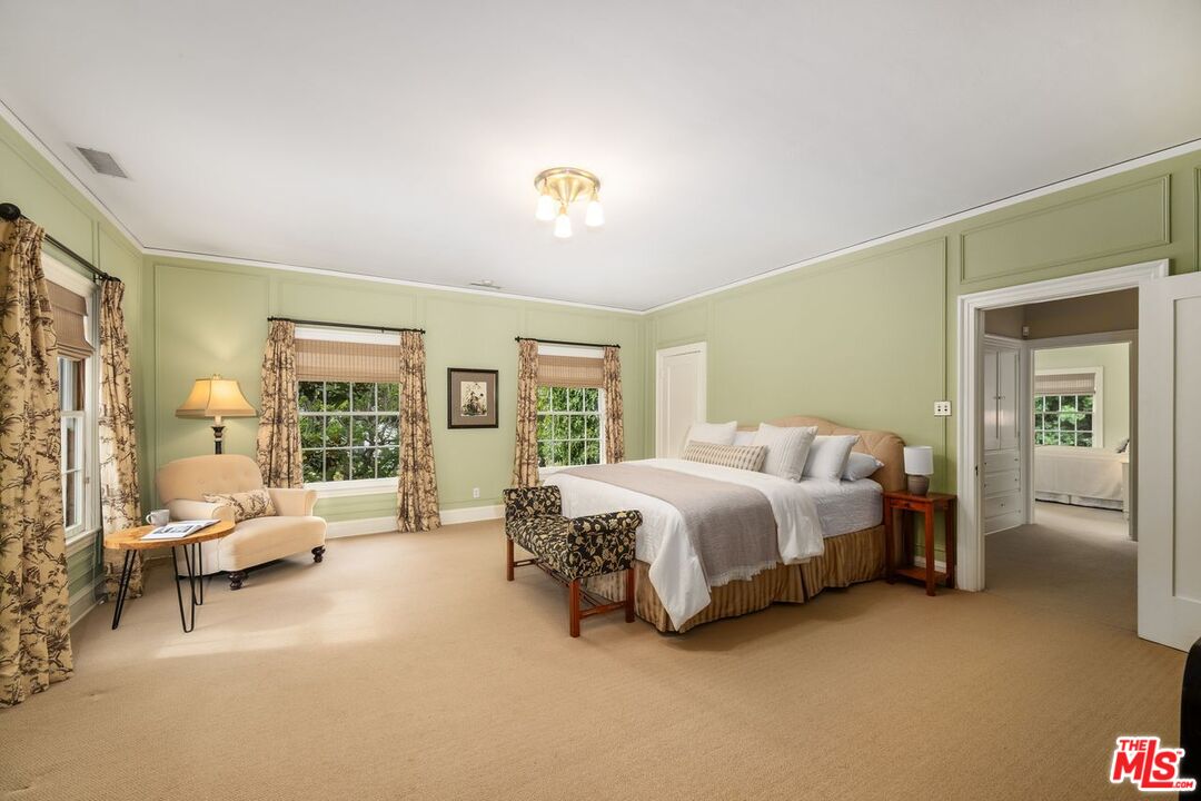 224 Lorraine Boulevard Los Angeles, CA 90004 - Photo 16 of 32