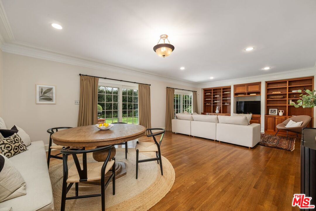 224 Lorraine Boulevard Los Angeles, CA 90004 - Photo 9 of 32