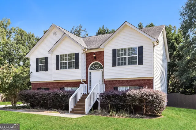 $296,900 | 830 Lincoln Square, Locust Grove, GA 30248