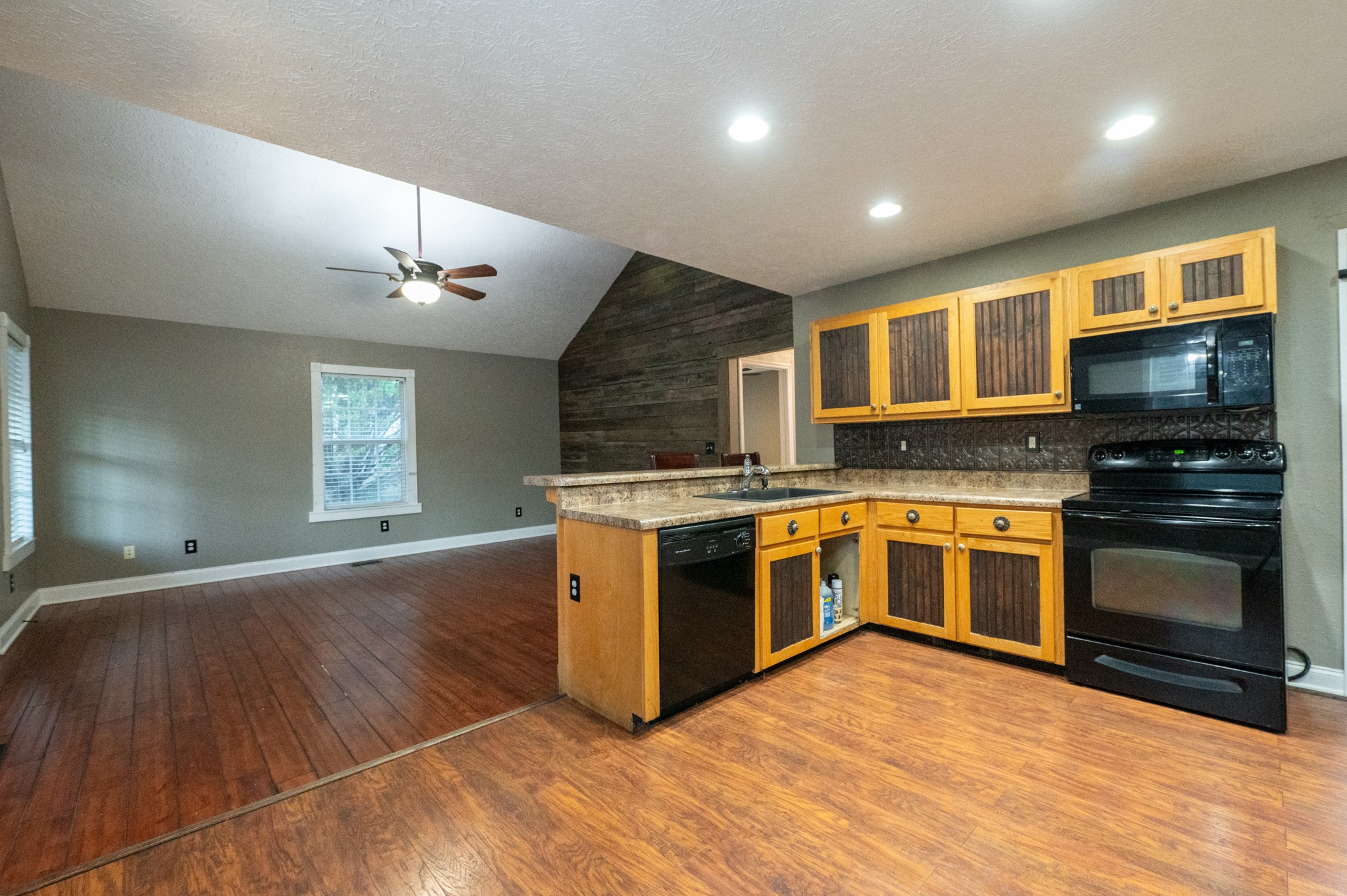 1118 Probasco Street North LaFayette, GA 30728 - Photo 7 of 24