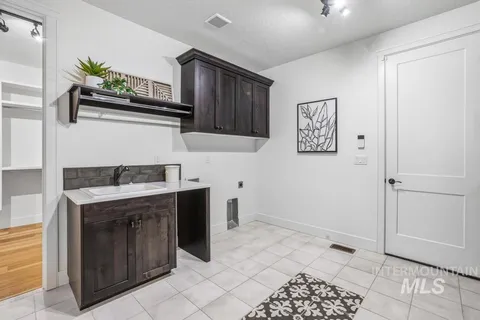 $959,000 | 9254 West Sparks Lake Drive, Boise, ID 83714