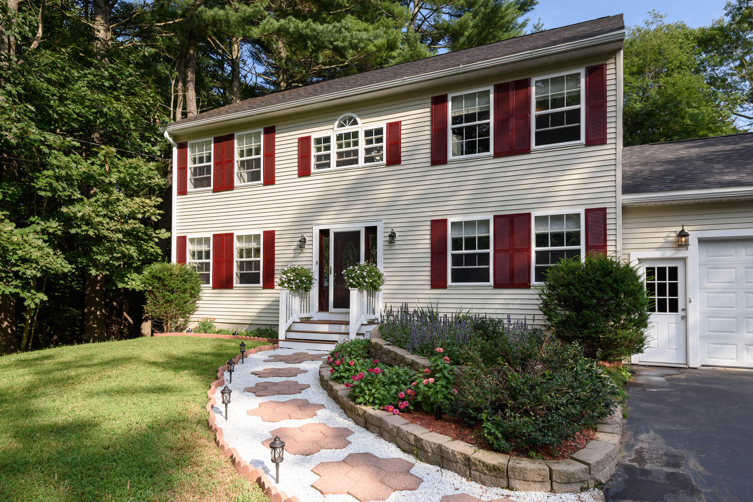127 Burnham Road Scarborough, ME 04074 - Photo 6 of 36 127 Burnham Rd Scarborough ME-print-006-
