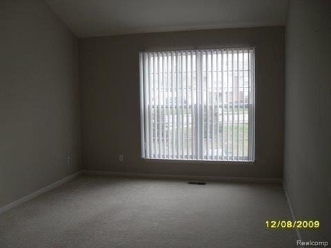 1873 Flagstone Circle, Unit 138 Rochester, MI 48307 - Photo 12 of 14 SDC13784