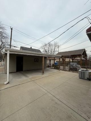 2900 East 101st Street Chicago, IL 60617 - Photo 23 of 27 a view of a garage