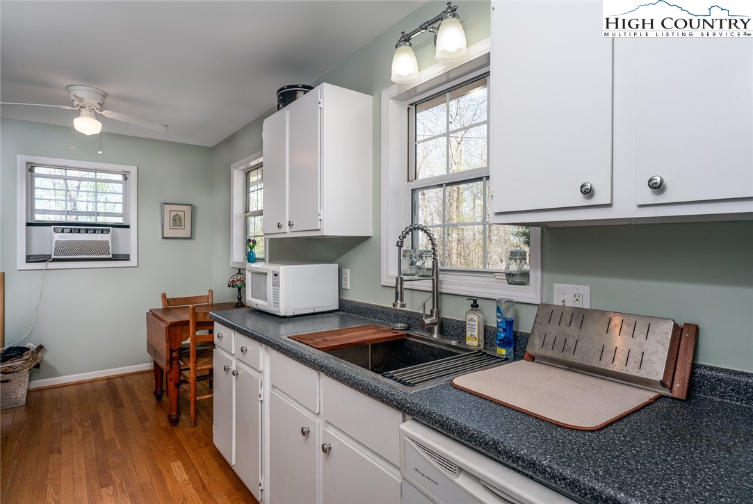 484 Roxanna Street Boone, NC 28607 - Photo 17 of 31 Gallery Image 17