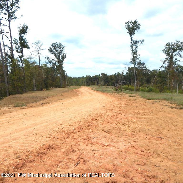 6438 Pea Ridge Road Grenada, MS 38901 - Photo 1 of 9 2 002