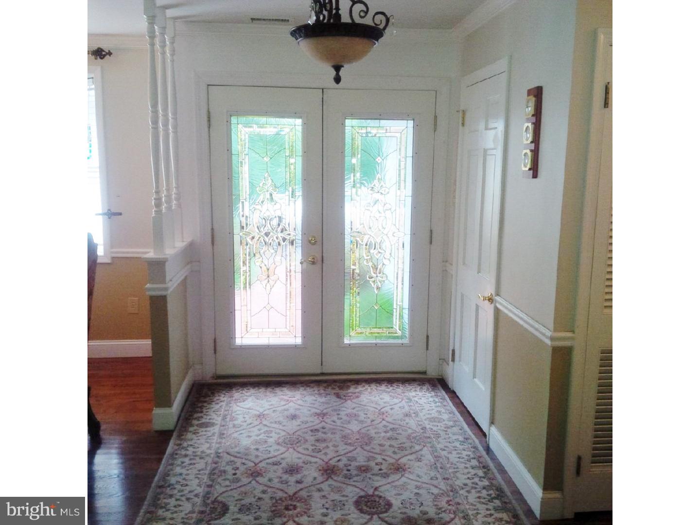 189 Almshouse Road Doylestown, PA 18901 - Photo 4 of 24 Foyer