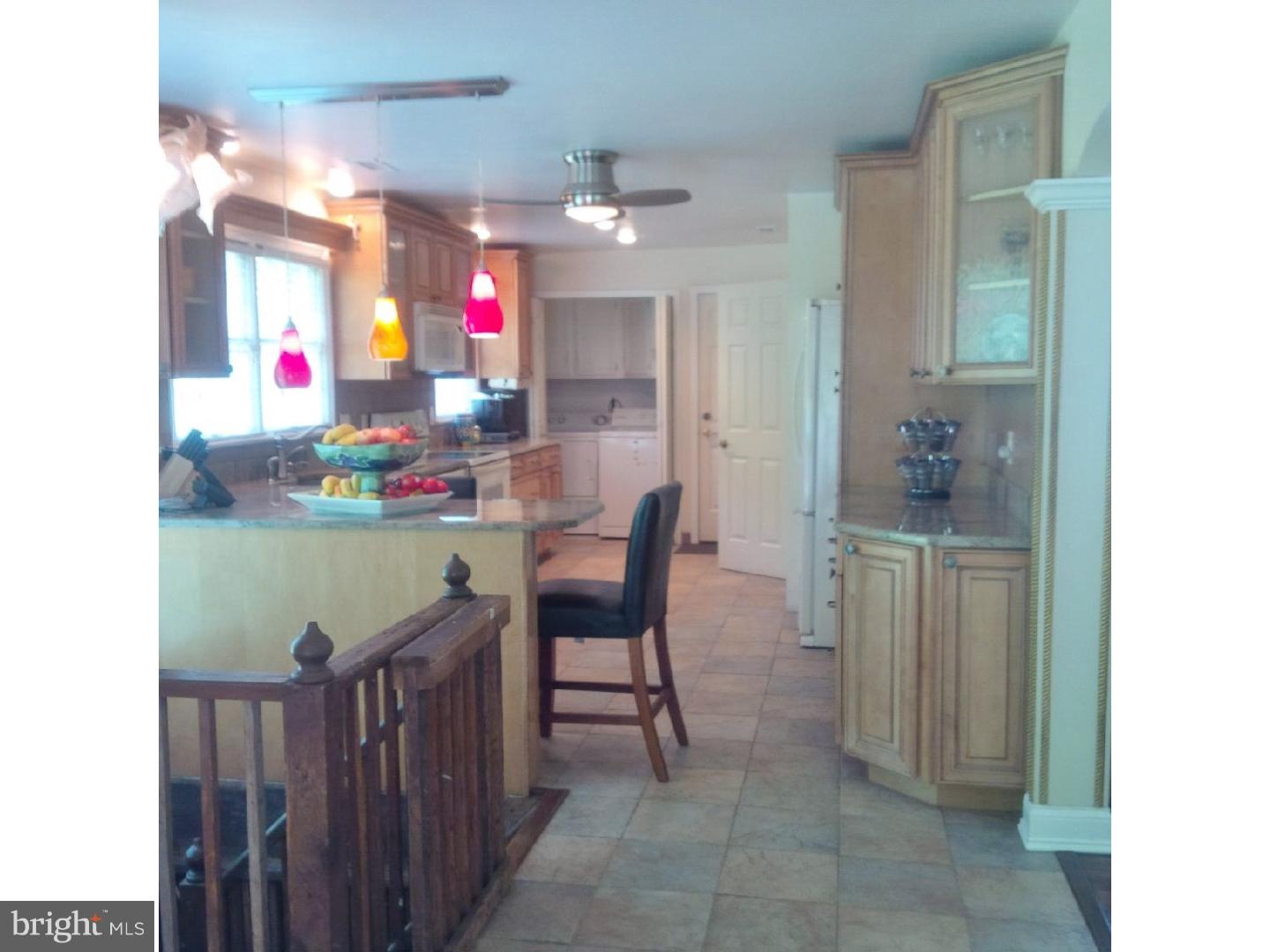 189 Almshouse Road Doylestown, PA 18901 - Photo 5 of 24 Kitchen