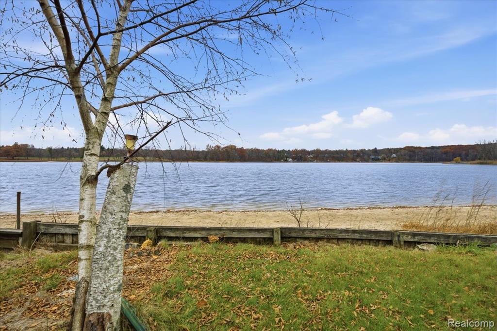 5896 Silver Birch Road Ortonville, MI 48462 - Photo 58 of 76