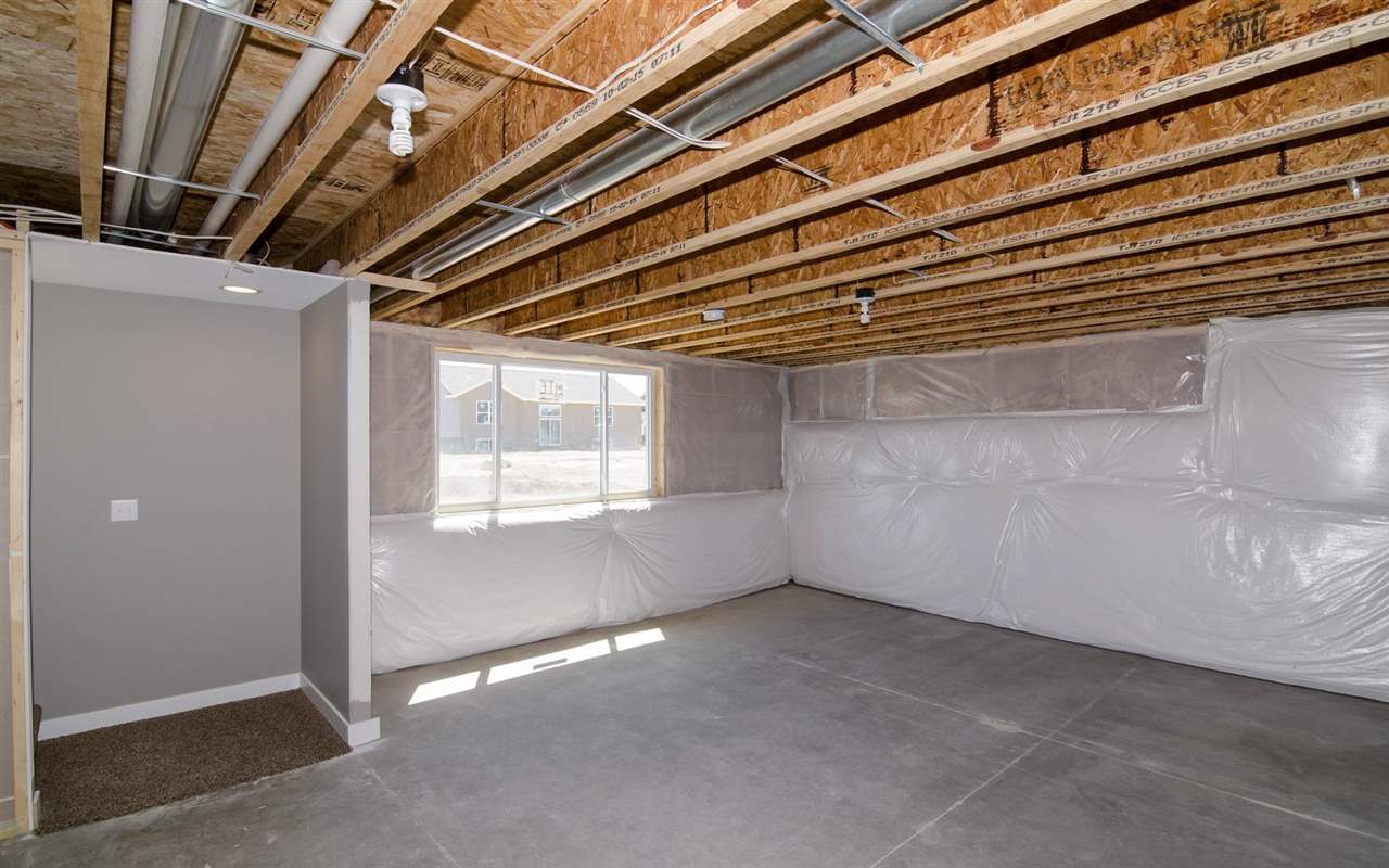 207 Saddleback Road Marion, IA 52302 - Photo 21 of 25 Gallery Image 21