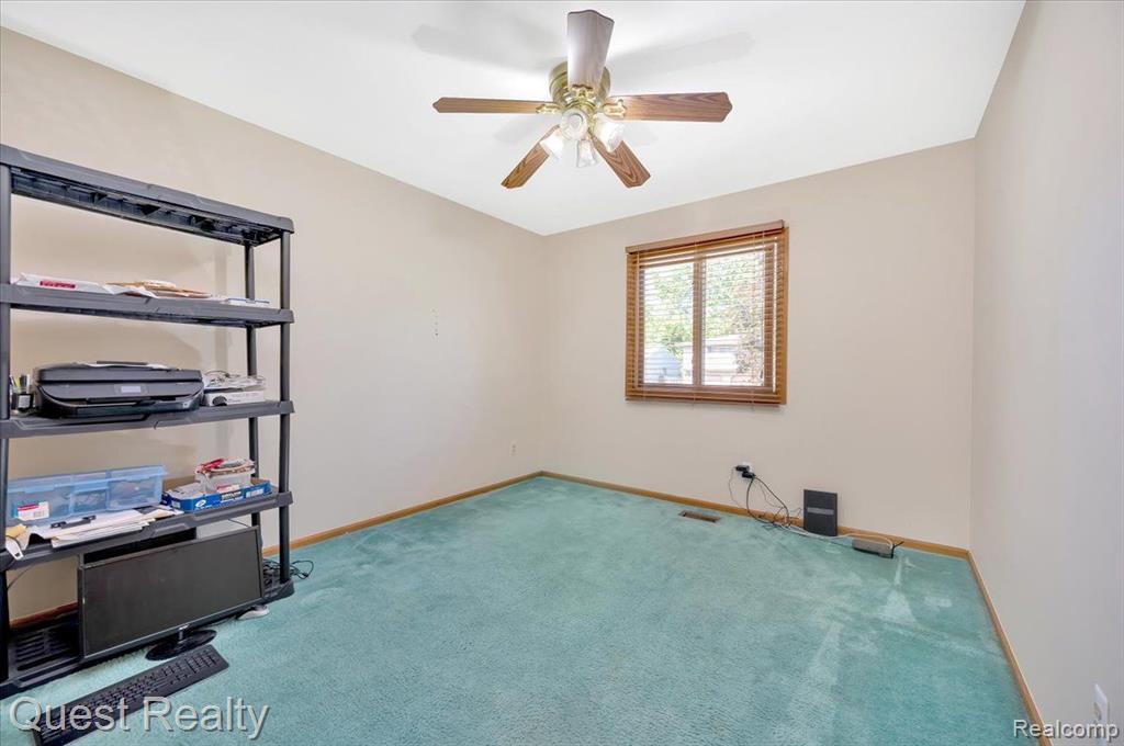 3703 Samuel Avenue Rochester Hills, MI 48309 - Photo 14 of 26