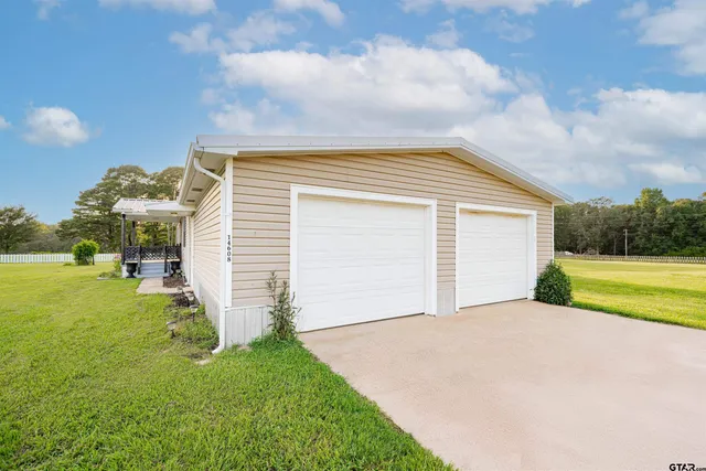 $540,000 | 14608 Farm To Market 130, Hughes Springs, TX 75656