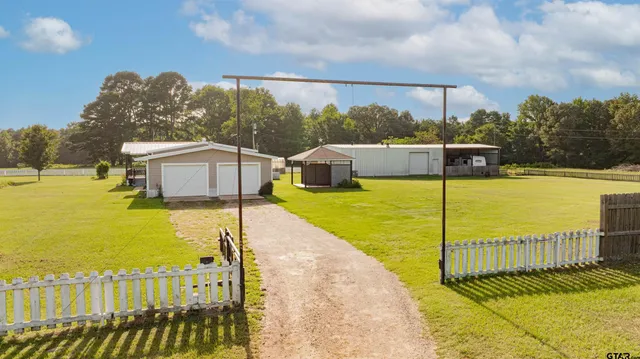 $540,000 | 14608 Farm To Market 130, Hughes Springs, TX 75656