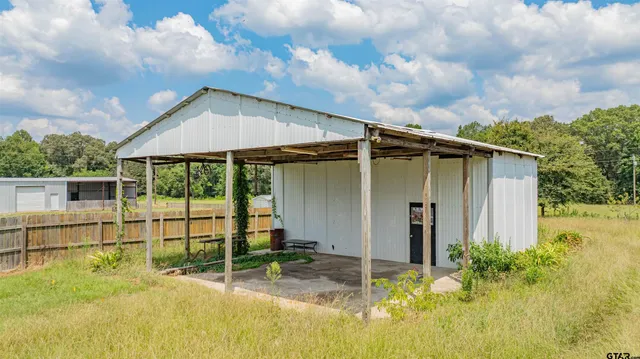$540,000 | 14608 Farm To Market 130, Hughes Springs, TX 75656