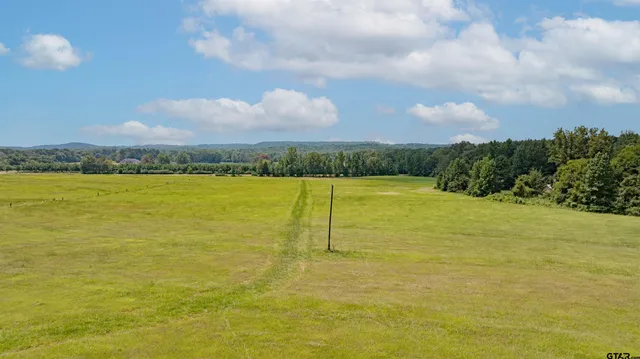 $540,000 | 14608 Farm To Market 130, Hughes Springs, TX 75656