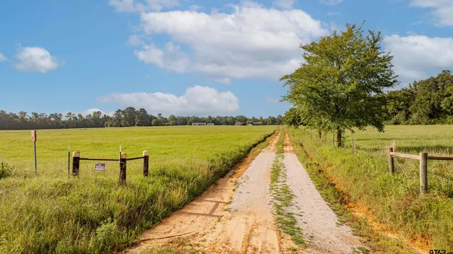 $540,000 | 14608 Farm To Market 130, Hughes Springs, TX 75656