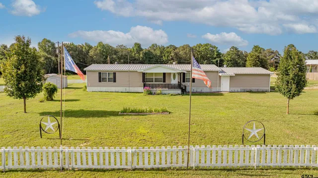 $540,000 | 14608 Farm To Market 130, Hughes Springs, TX 75656