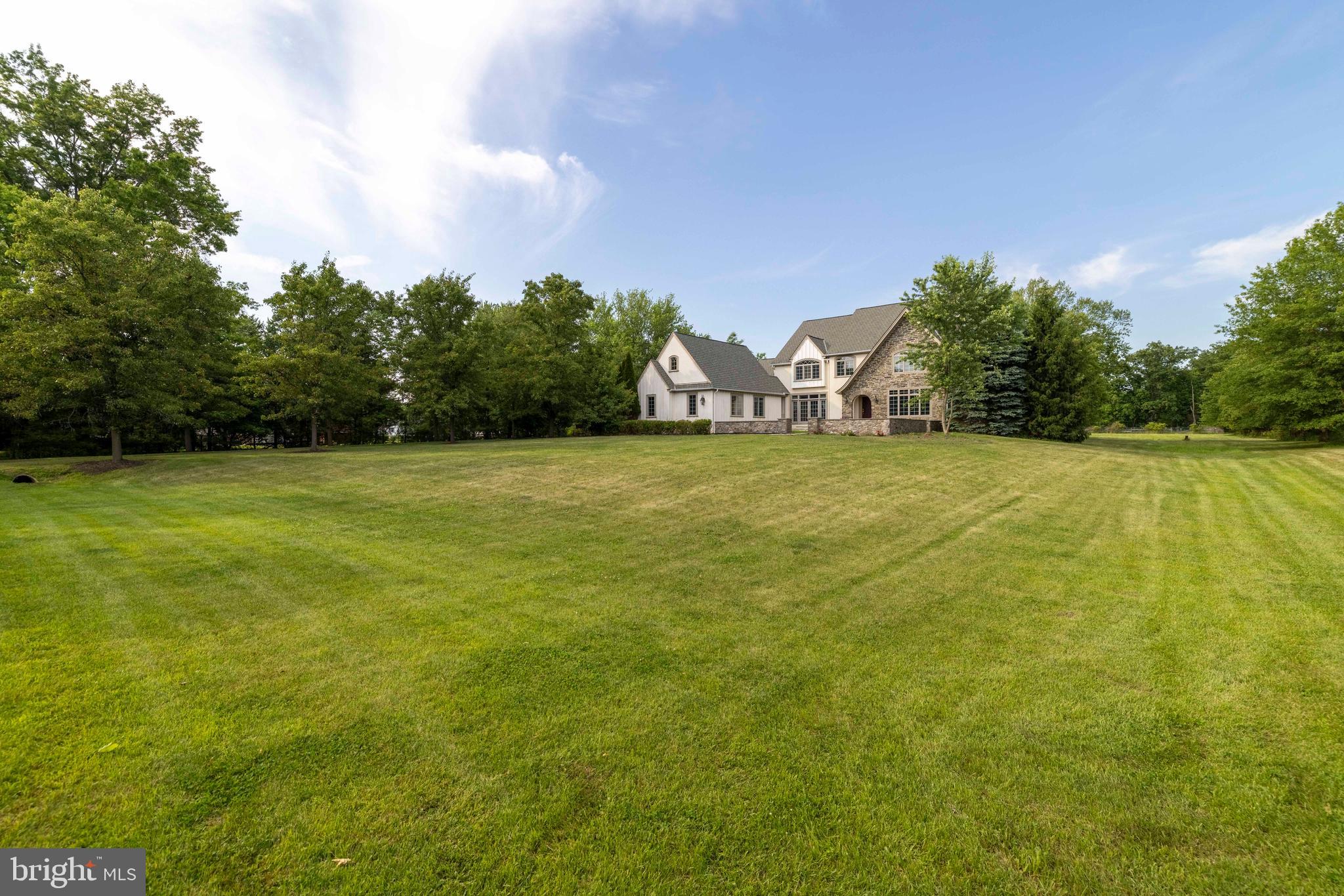265 Walter Road Chalfont, PA 18914 - Photo 2 of 83 Expansive Front Yard