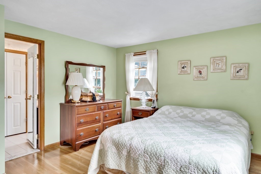 98 Huntington Road Milton, MA 02186 - Photo 21 of 42