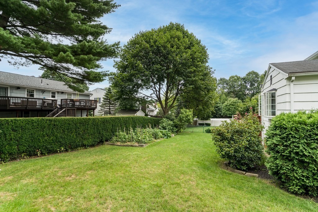98 Huntington Road Milton, MA 02186 - Photo 37 of 42