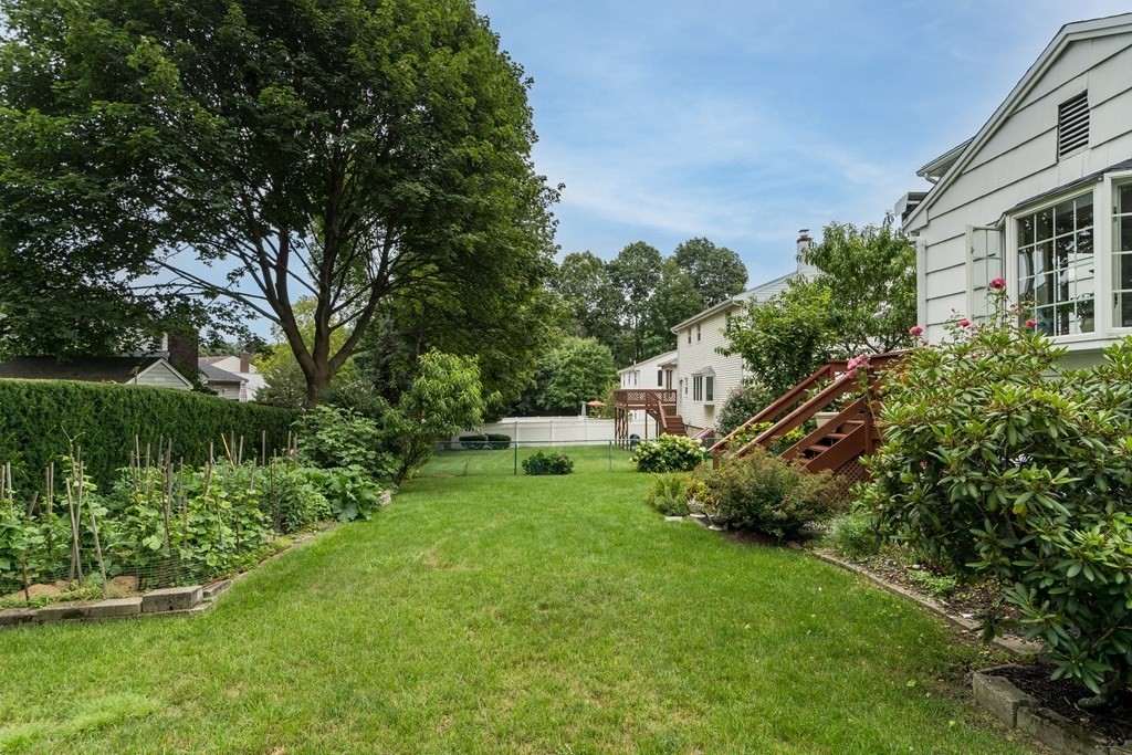 98 Huntington Road Milton, MA 02186 - Photo 39 of 42